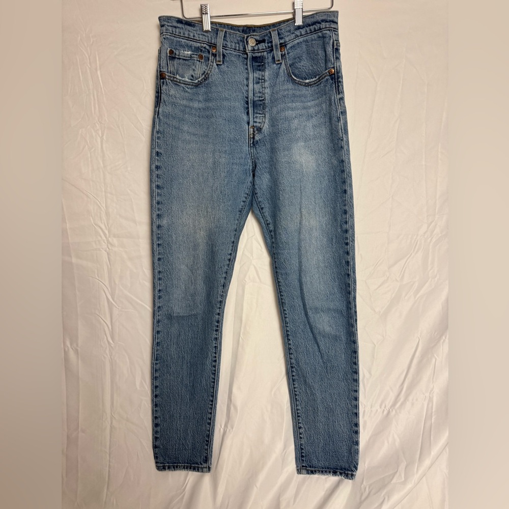 Levi’s 501s Straight Leg Jeans Light Wash Vintage Style Size 32
